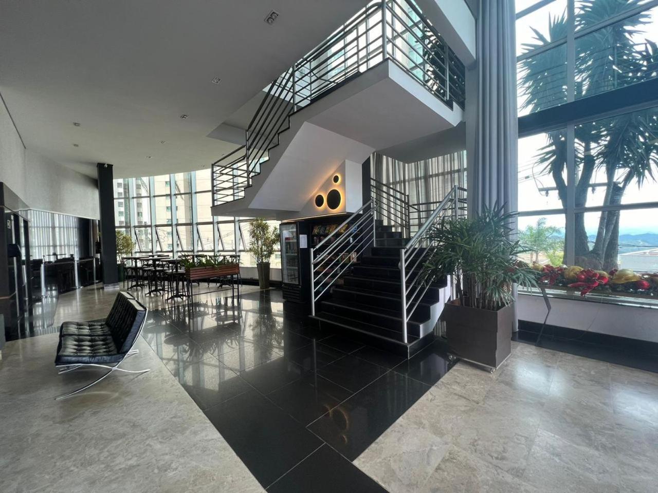 Flat Piemonte Hotel Nova Lima Buitenkant foto
